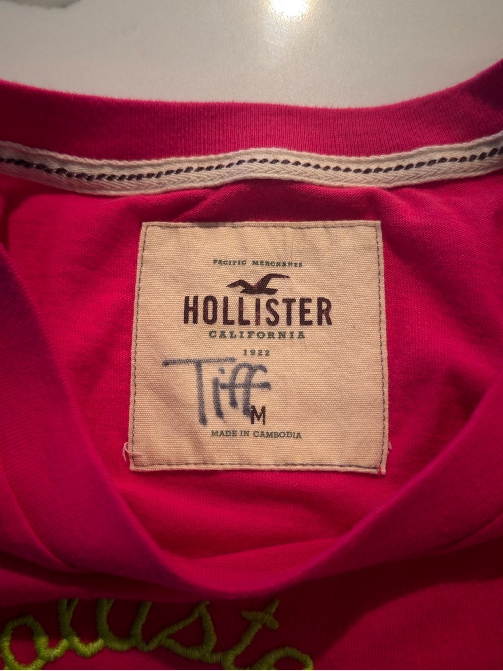 Hollister Bright Pink CA Surf Graphic Tee - Picture 3 of 4
